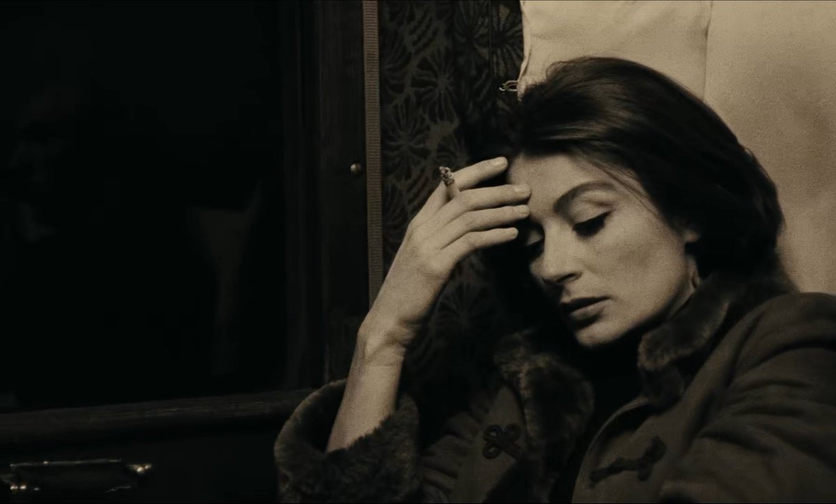 Anouk Aimée in Un Homme et une Femme (Claude Lelouch, 1966)

#AnoukAimée #UnHommeetuneFemme