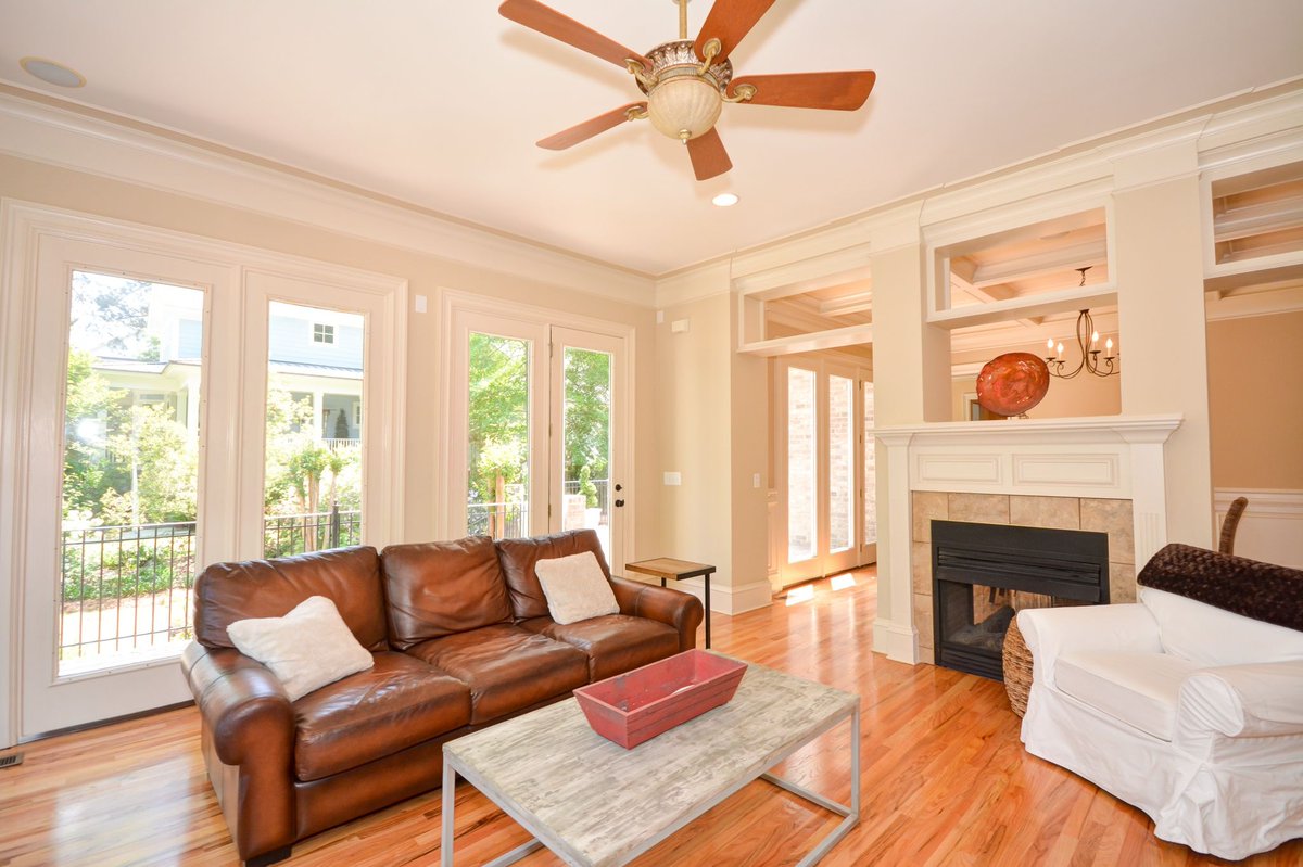 The ART of Real Estate tweet media