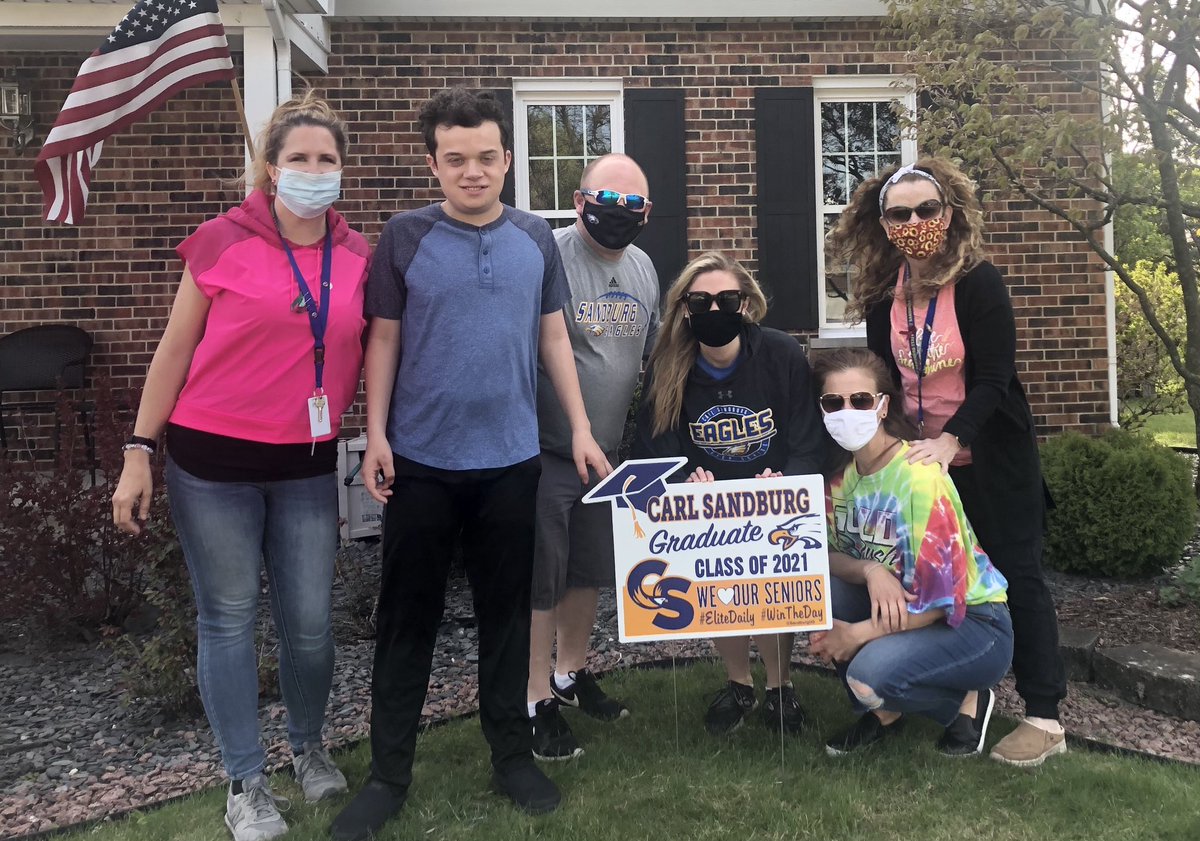 baileykfoster's tweet image. Elite ... when you have the power to make everyone around you better. Thank you for just that Aidan Treacy ! Congrats class of 2021! @CSSpecOlympics @SandburgHS