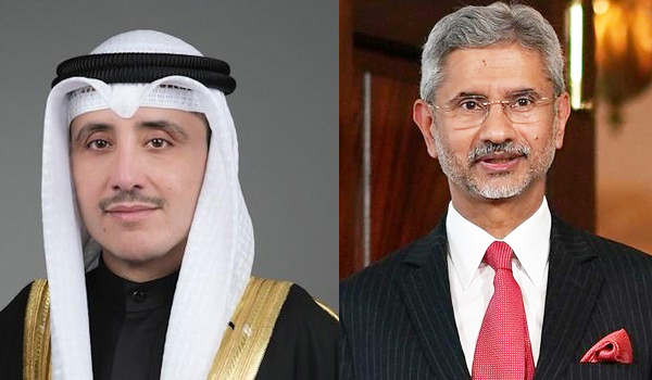 arabtimeskuwait's tweet photo. Kuwait keen to assist India during "difficult circumstances," says Foreign Minister 

#Kuwait #India #Coronavirus 

https://t.co/OhYKiP5ofU https://t.co/10wsOd5KNm