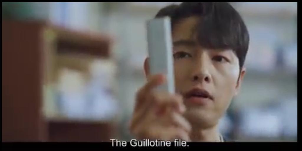 Guillotine was invented by the French. So why is it that an Italian got hold of this Guillotine file?Writer Park Jae-Bum may have seen/read the book, The Italian Guillotine: Operation Clean Hands and the Overthrow of Italy's First Republic.