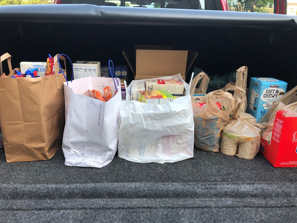 GTLawCares's tweet photo. In honor of #EarthWeek, @GT_Law Tampa attorneys volunteered during the @ACCTampaBay community activity that supported three charities: Dress for Success of Tampa Bay (@DFSTampaBay), @end68hours, and @CDCofTampa_ Suit Up and Show Up. #GTGives #GTTampa #GTLawCares https://t.co/u9YJgJbIrT