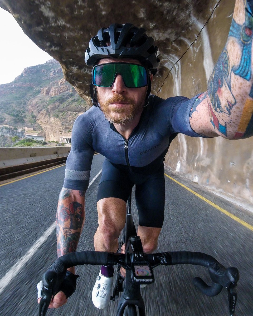 Sean_Sako's tweet photo. Some action shots taken during my tempo ride today. All my stats are on my @strava account.

Firstly I use a @gopro #herosession for my on the bike shots. Then make a few modifications via @lightroom app. https://t.co/fPxa5NZ2O1