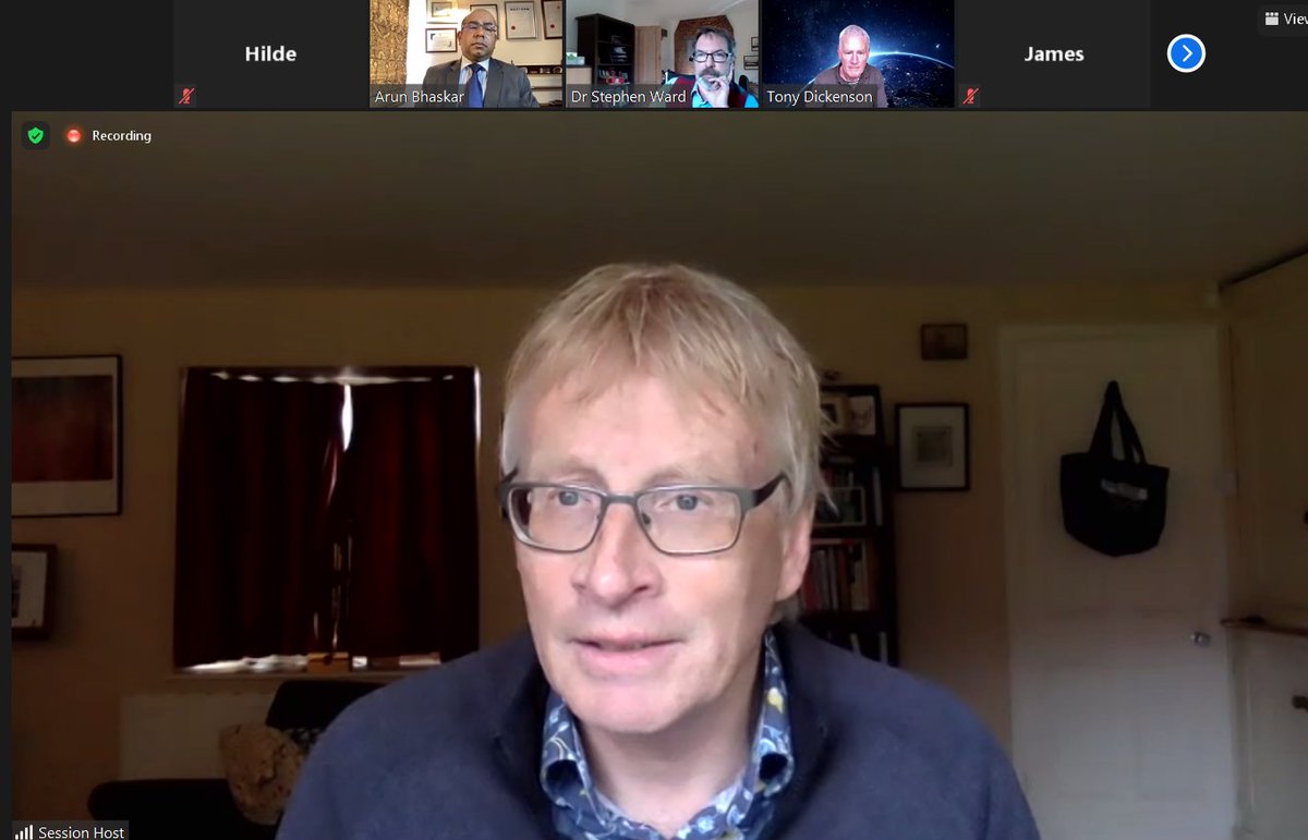 BritishPainSoc's tweet image. #BPSASM2021
Now in the final session of the day: &apos;Ask me anything&apos;.
Join in to tap into the wisdom and experience of Dr Phil Hammond, Prof Tony Dickenson, Dr Stephen Ward and Dr Arun Bhaskar.
Wonder where this session will take us?