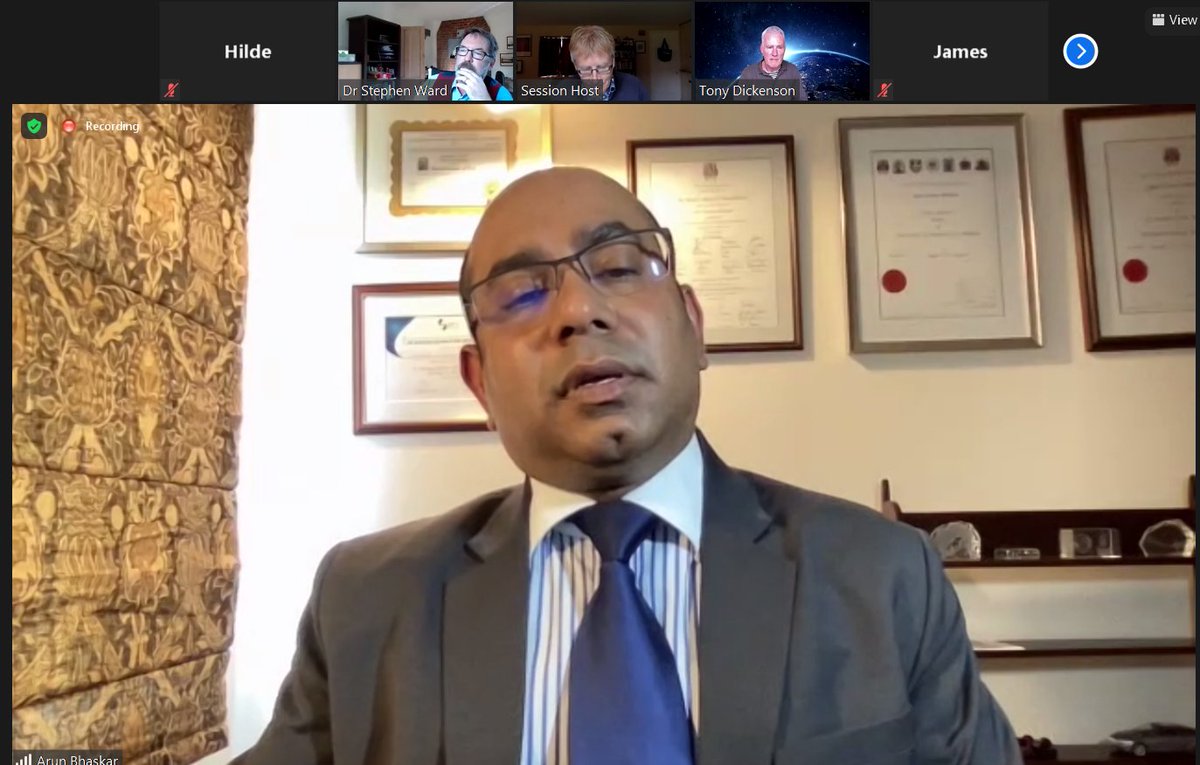 BritishPainSoc's tweet image. #BPSASM2021
Now in the final session of the day: &apos;Ask me anything&apos;.
Join in to tap into the wisdom and experience of Dr Phil Hammond, Prof Tony Dickenson, Dr Stephen Ward and Dr Arun Bhaskar.
Wonder where this session will take us?