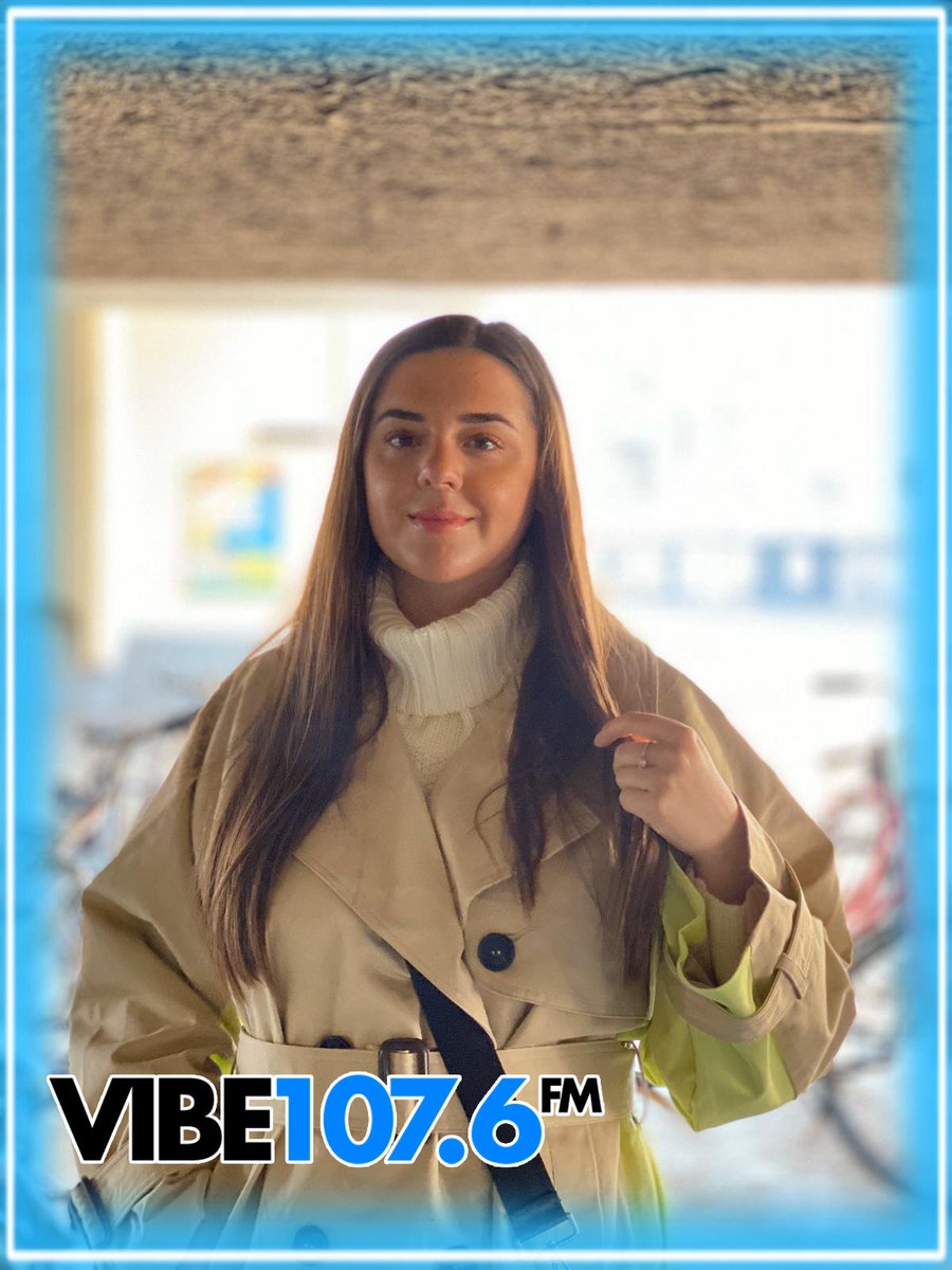 VIBE1076's tweet photo. Guiding you through the afternoon with some banging tunes is @lauramsharp 👊

🎶https://t.co/MZMRTf16Wv https://t.co/LsL1nizgBD