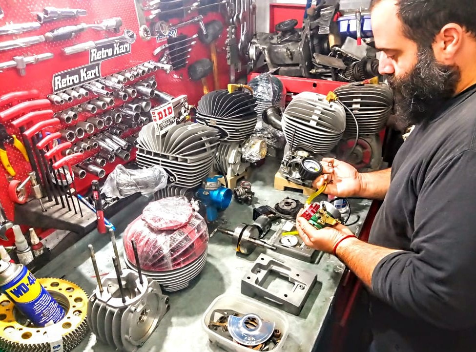 Feliz semana para todos!!!!!

#retrokart

retrokart.com.ar

Instagram: retrokart.com.ar

Facebook: Retro Kart