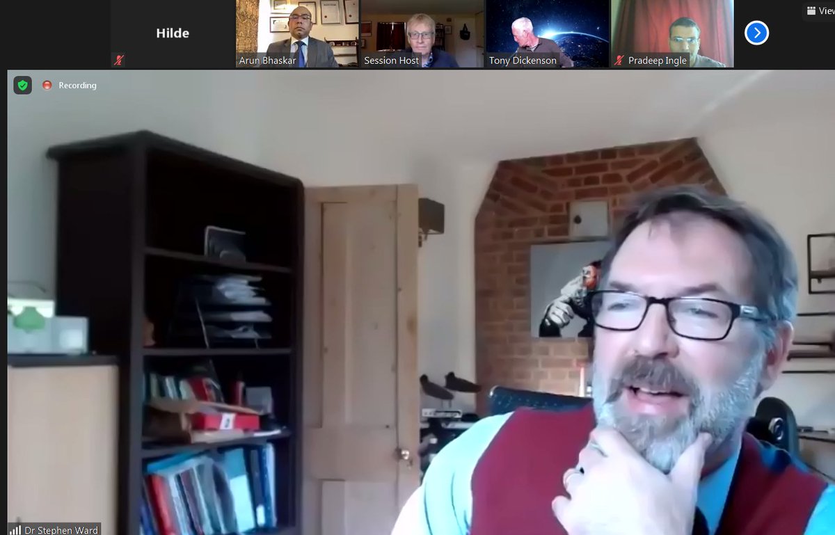 BritishPainSoc's tweet image. #BPSASM2021
Now in the final session of the day: &apos;Ask me anything&apos;.
Join in to tap into the wisdom and experience of Dr Phil Hammond, Prof Tony Dickenson, Dr Stephen Ward and Dr Arun Bhaskar.
Wonder where this session will take us?