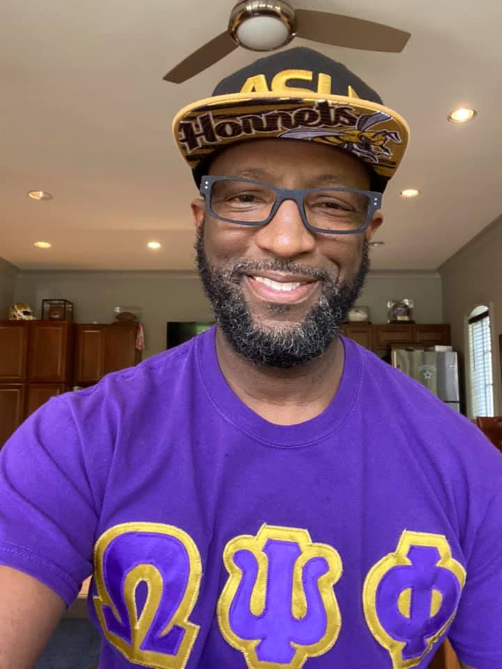 RickeySmiley's tweet photo. Turn to ESPN!!!! About to be on with Stephen A Smith in a few!!! https://t.co/H7NgnBcpM9