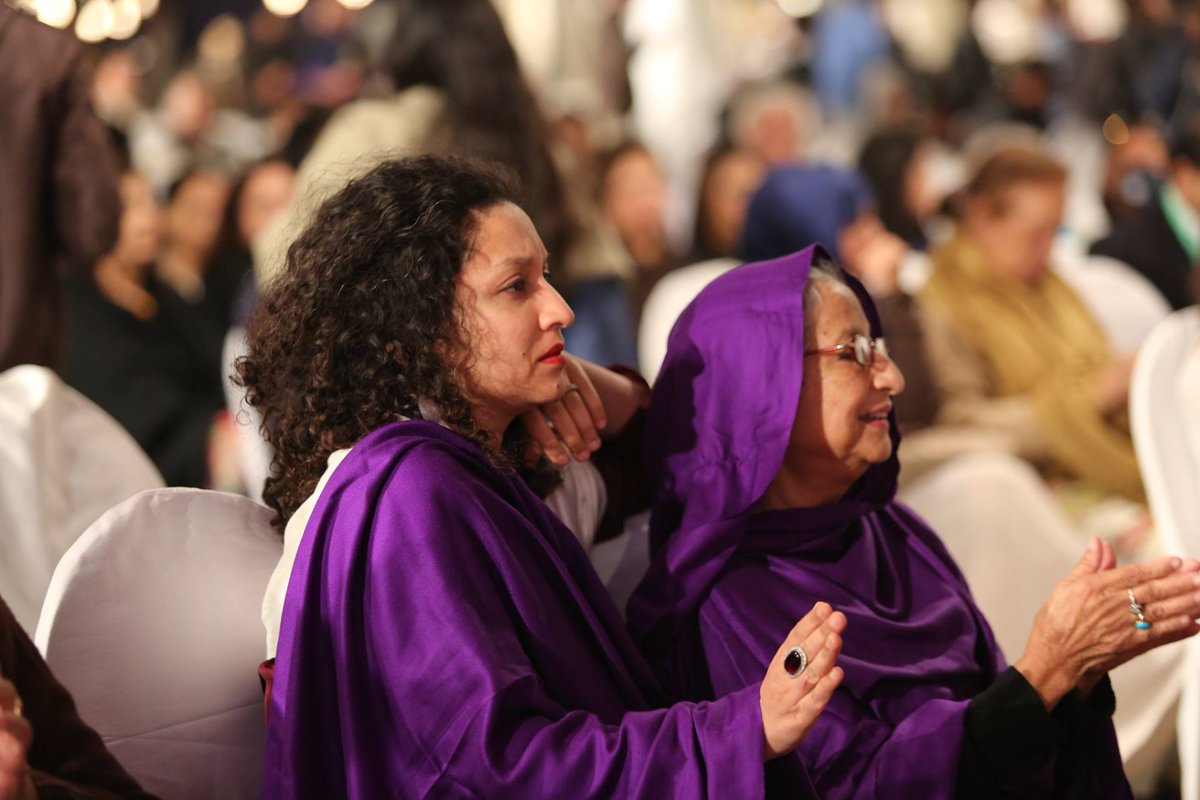 I will end with a picture of myself and Ammi, where we share a shawl and listen to Qawwali and jhoomo the night away till 9:30 after which we both need our respective beds.