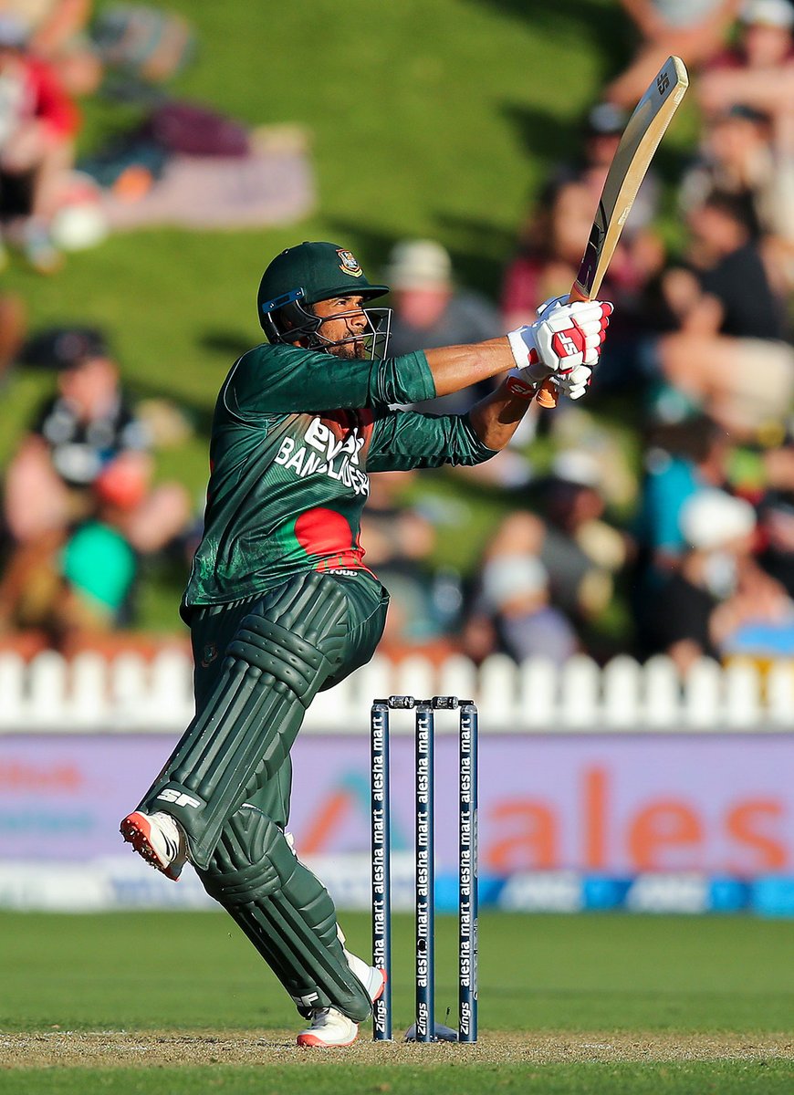 IrfanSayssss's tweet photo. Multan Sultans picks in Replacement draft:
Mahmudullah Riyad
Rahmanullah Gurbaz
George Linde
Obey McCoy
#Cricket #Pakistan #PSL2021 #PSL6 #PSLDraft2021 #PSL6Draft #PSL2021draft https://t.co/5y29AkpqXo