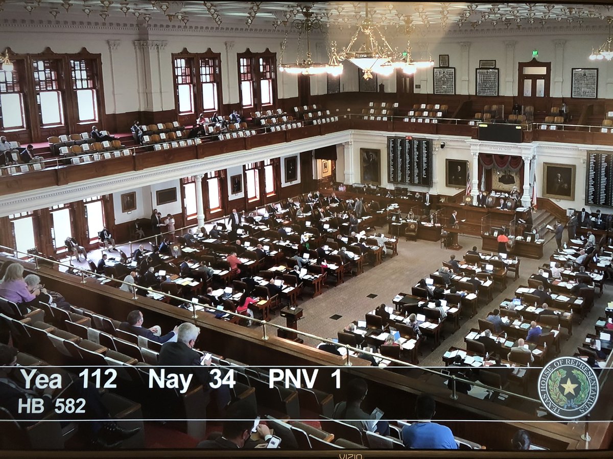SherylCole1's tweet image. Another bill out the House! HB 582 gives paramedics access to certain college courses to help improve their emergency preparedness and management skills. This bill was 4 away when the clock struck midnight on deadline day last session - but now the House has passed it! #txlege