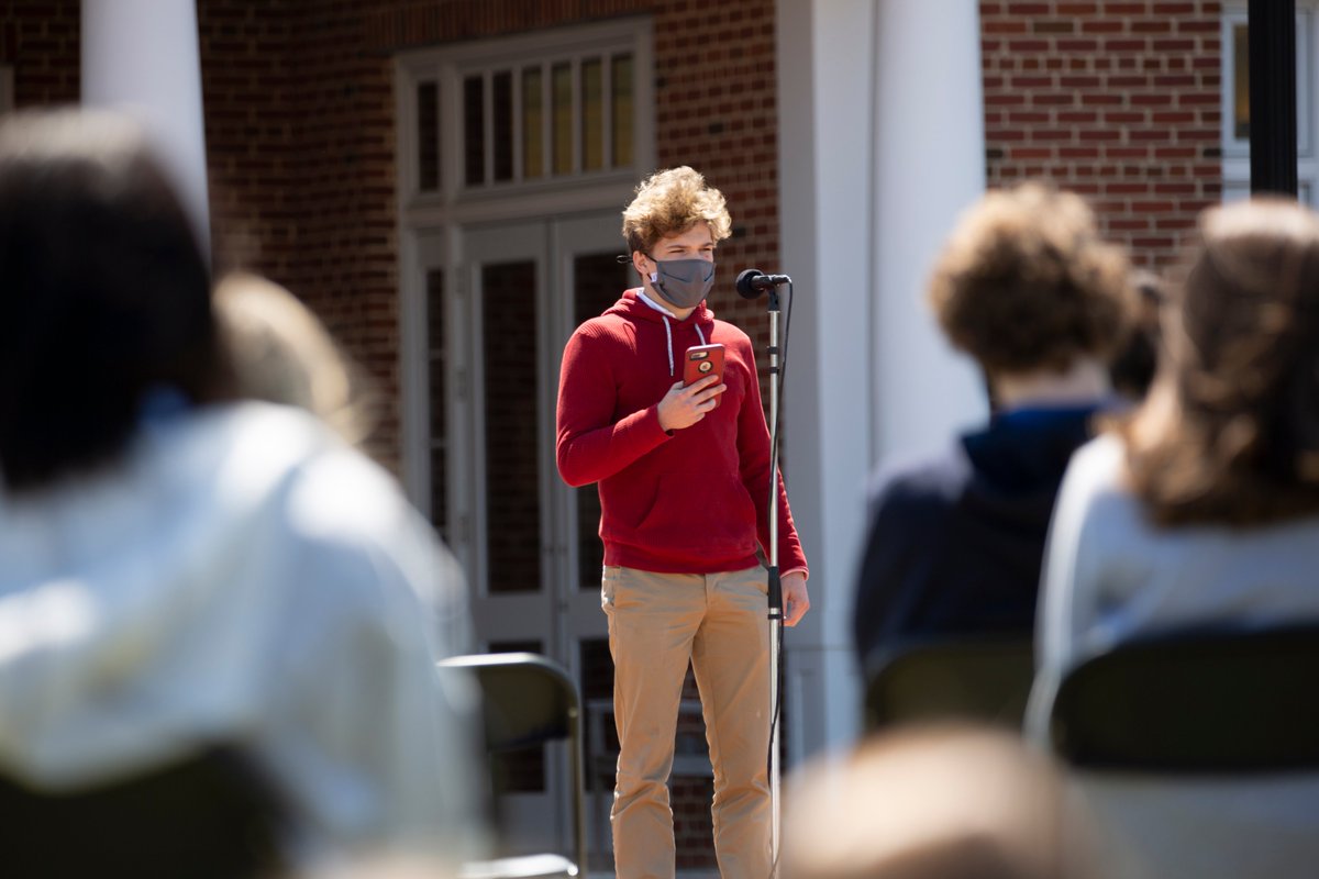 McDonoghSchool's tweet photo. Yesterday, tenth-grade poets poured their hearts out on the Rosenberg Green as they performed before their classmates in the annual Sophomore Poetry Slam. Baltimore’s own incredible spoken word artist Lady Brion served as the MC for the event.  #mcdarts #spokenword #poetry https://t.co/0Za91e3a6N