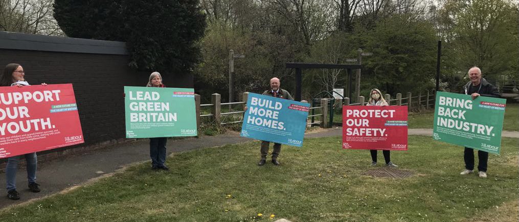 THANK YOU to the brilliant <a href="/UKLabour/">The Labour Party</a> teams out &amp; about on the doorstep today. Loved catching up with the good residents of #Billesley &amp; #Heartlands w/ top campaigners <a href="/steve_mccabe/">Steve McCabe</a> &amp; <a href="/ShafiqueHShah/">Shafique Shah</a>! 

Special thanks to <a href="/DailyMirror/">The Mirror</a>'s <a href="/LizzyBuchan/">Lizzy Buchan</a> for joining us on the streets!
