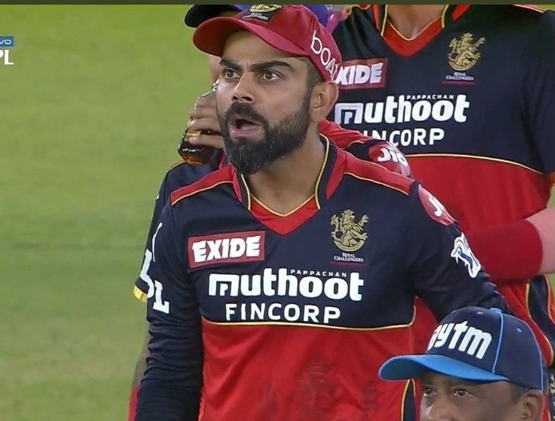Mohamme98135095's tweet photo. Covid Cases peaking at its highest*
Karnataka Government - We won't be cancelling exams but will be postponing it.
Students be like:
#RCBvsDC #RCB #cancelboardexam2021 #cancelapboardexams2021 #savevtustudents #postponevtuexams #postponevtuexam #AbdeVilliers #Jamieson #Harshal https://t.co/5iFyGQQdfM