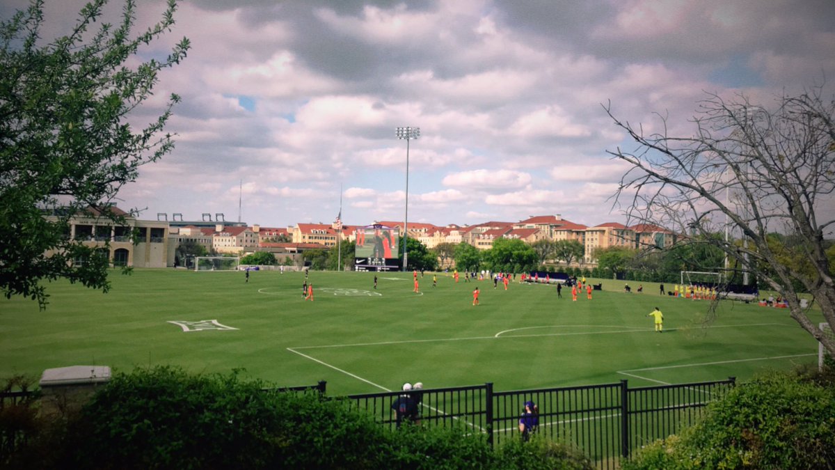zoecalyer's tweet image. I am honored to announce that I have verbally committed to continue my education and play D1 soccer at TCU. Thank you to my coaches, teammates, family, and God for supporting me throughout this journey. Go Frogs!!💜🐸 @Solar04ECNL @CoachEricBell @TCUSoccer @SolarSoccerClub