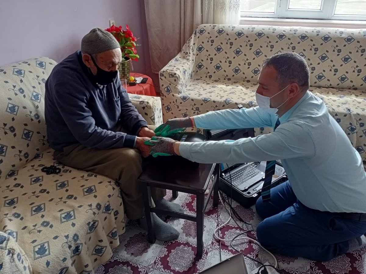 #AdresteNüfusHizmetimizle Taşlıçay ilçemizde büyüklerimize misafir olduk.#HayatınızınHerAnında olmaya devam edeceğiz.@AgriValilik <a href="/TCNufus/">Nüfus ve Vatandaşlık İşleri Genel Müdürlüğü</a> <a href="/IlceCay/">Taşlıçay İlçe Nüfus Müdürlüğü</a> <a href="/mersoz4746/">Murtaza Ersöz</a>