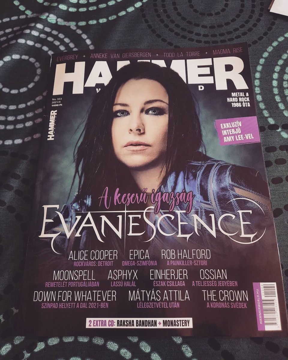 Darkaurore's tweet photo. Un grand merci à Jani et Eniko pour m'avoir permis d'obtenir le magazine Hongrois #hammerworld 🤘😍 https://t.co/TJUvXikvPl