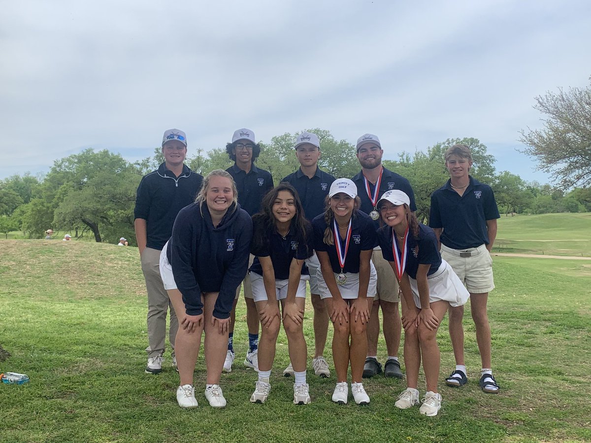 The Trinity Chargers golf teams are going to State! Girls placed second in Regionals, boys placed 3rd, and Ali E. ‘22 and Davis S. ‘21 won the regional tournament in individuals. 
Congratulations, Chargers! 
#trinitychargers #trinityathletics