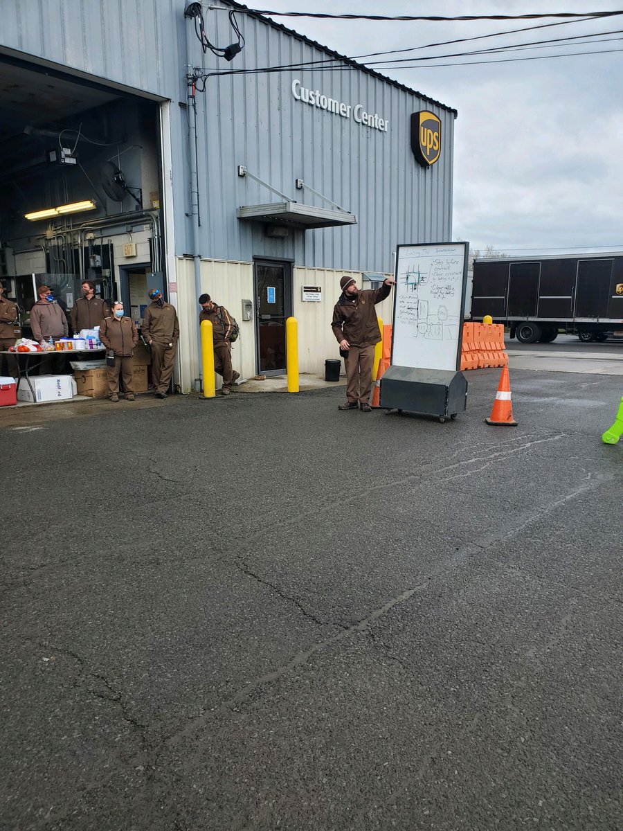 SafetyGeneva's tweet photo. Clearing the intersection demo at Geneva UPS today
@SafetyGeneva @safetylakeshore @safetyfirstNED https://t.co/49ydkhHAx0