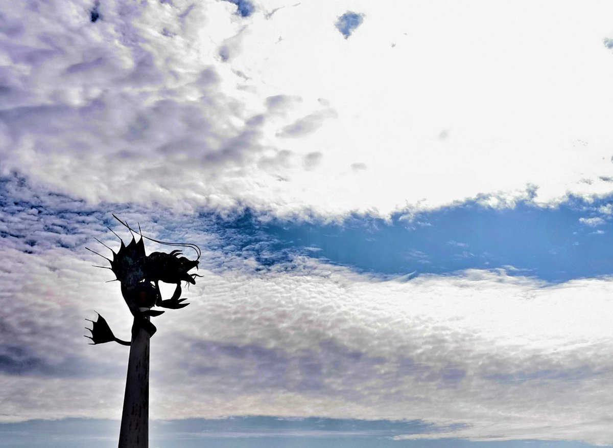 JackieGMs66's tweet photo. Good afternoon @Sutton_Harbour @BarbicanPrawn @NMAPlymouth  #clouds #goodafternoon #tuesday https://t.co/8gOdXGVmh2