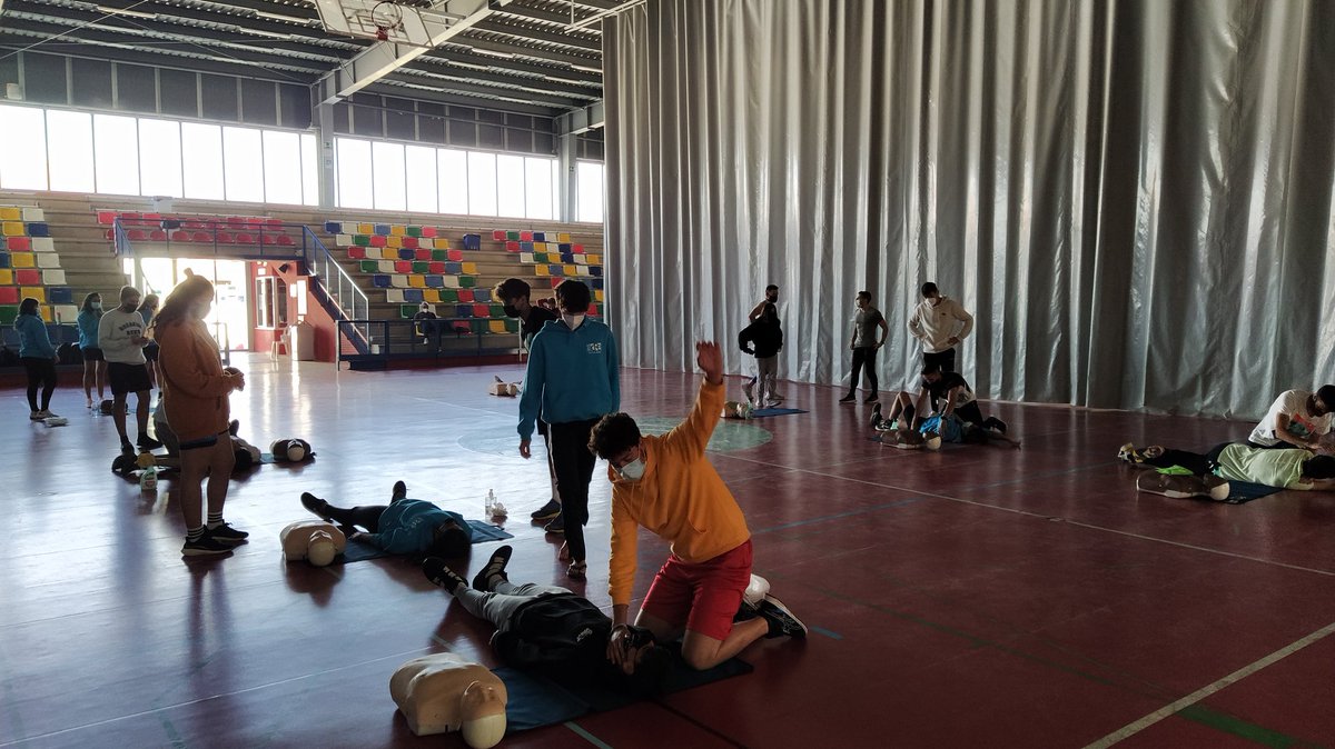 🆘 CURSO DE SOCORRISTA ACUÁTICO 🆘 EN SAN JUAN DEL PUERTO, HUELVA

Losalumn@s del IES Diego Rodríguez Estrada, que se encuentran cursando los estudios de TECO, han comenzado la formación para titularse como #SocorristasAcuáticosProfesionales.

#SanJuandelPuerto #Teco #Huelva