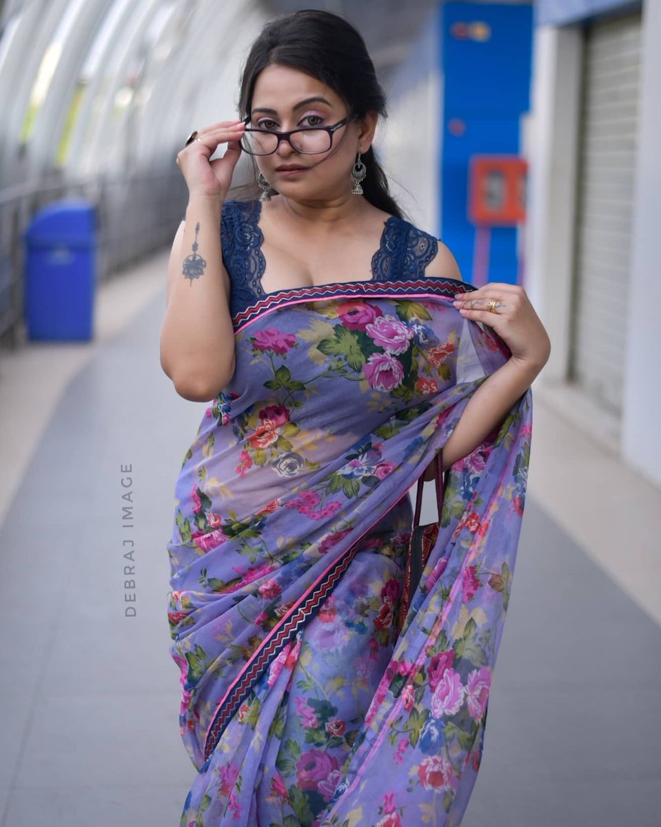 pandahotedits's tweet photo. Bidhusree sengupta Clicks..!!
(Indian actress & Model)
#bidhusreesengupta #nandanipatel #akanshasareen #jayaahsan #dishabiswas #priyankaroykundu #rupsasahachowdhury #tridhachoudhury #adahsharma #malavikamohanan #ahsaaschanna #apoorvaarora #yamigautam #pandahotedits https://t.co/iLkw8iu7QT