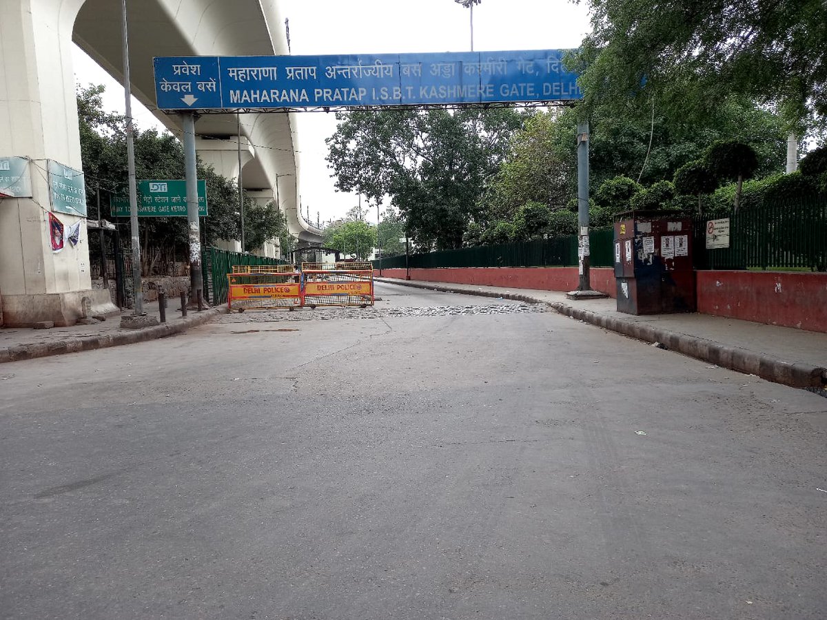 DMCentralDelhi's tweet photo. #Teams deployed by #DM_Central for #monitering of #Covid_Appropriate_Behaviour at verious #transportation #facilities in #central_district.
#ISBT_kashmere_Gate
#Old_Delhi_Railway_Station
#DelhiLockdown
#NightCurfew
@AkritiSagar
@CMODelhi
@MoHFW_INDIA
@MIB_India
@PMOIndia https://t.co/Rk3eKW6I5j