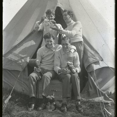 Joining in with the wonderful #mylocalmuseum campaign and the theme this week is #friendship. Here’s Chris Eadon c1912 with his brother and friends whilst having fun camping on holiday in Llandudno from our collection of 300+ glass plate negatives of this Rugby family.