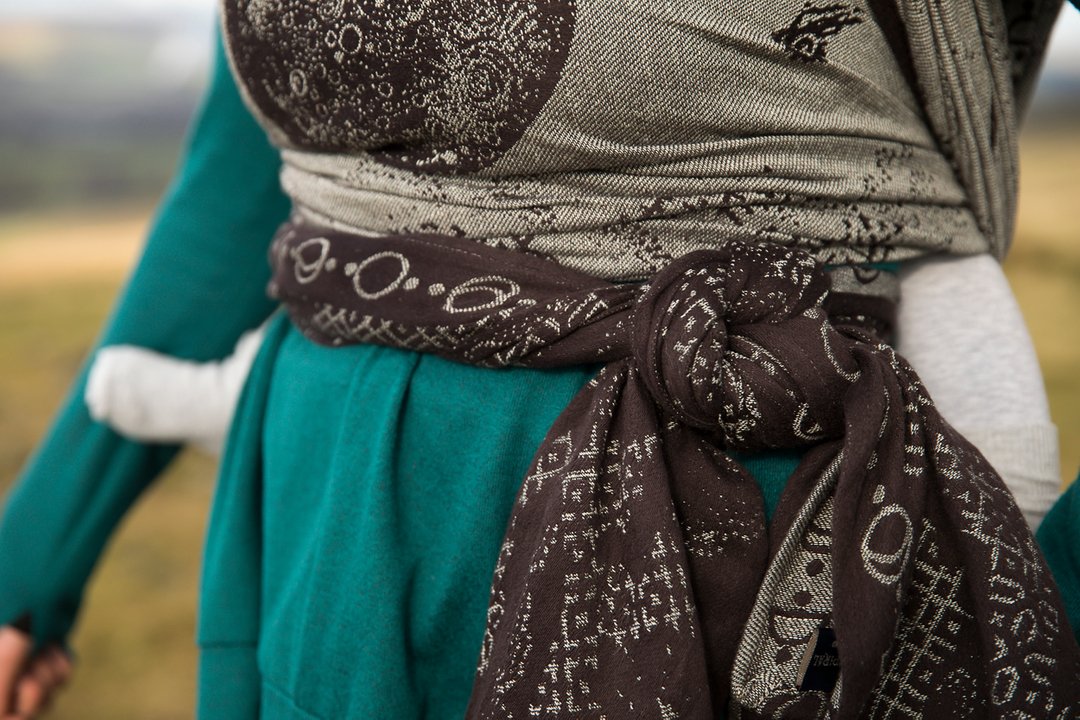 Kat_Shep_Photo's tweet photo. The last installment of my @firespiral #Pendle Collection shoots 😊 we went to #NickOPendle, incredible views &amp; a good start point to walk to the top of Pendle Hill #ProductPhotography #ISpiFispi #Babywearing #CarryThem  #PendleWitches #PendleHill  #Lancashire #Darwen #Blackburn https://t.co/7DdlfCmPAs