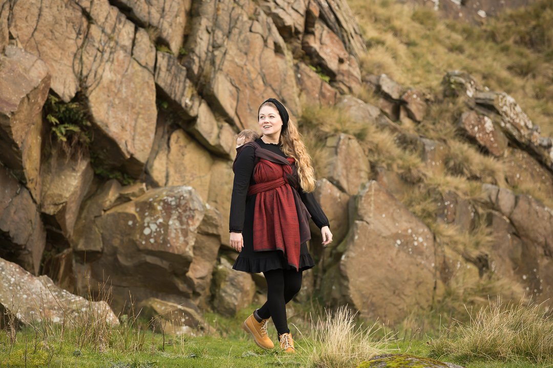 Kat_Shep_Photo's tweet photo. Shown here are Earthshine Pendle Nocturne &amp; Firerock Pendle Starmap, see more on my blog:  https://t.co/jU7D5hzN5h #ProductPhotography #ISpiFispi #Babywearing #CarryThem #PendleWitches #PendleHill #NickOPendle #Pendle #Lancashire #Darwen #Blackburn https://t.co/chRnRCLRAP