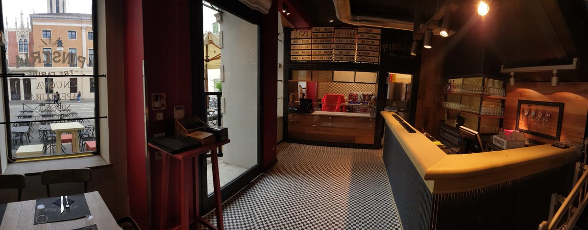 BlueRedGroupSpA's tweet photo. Pinseria Tre Farine in centro storico a #Padova #Shopfitting & #Branding by @BlueRedGroupSpA Per sviluppare la tua attività in #franchising, affidati a noi!
#bluered #blueredgroup #blueredarreda #pinseriatrefarine #arredi #pinseria #ristorante #bar #arredamenti #constile https://t.co/wHIYOgN3vp