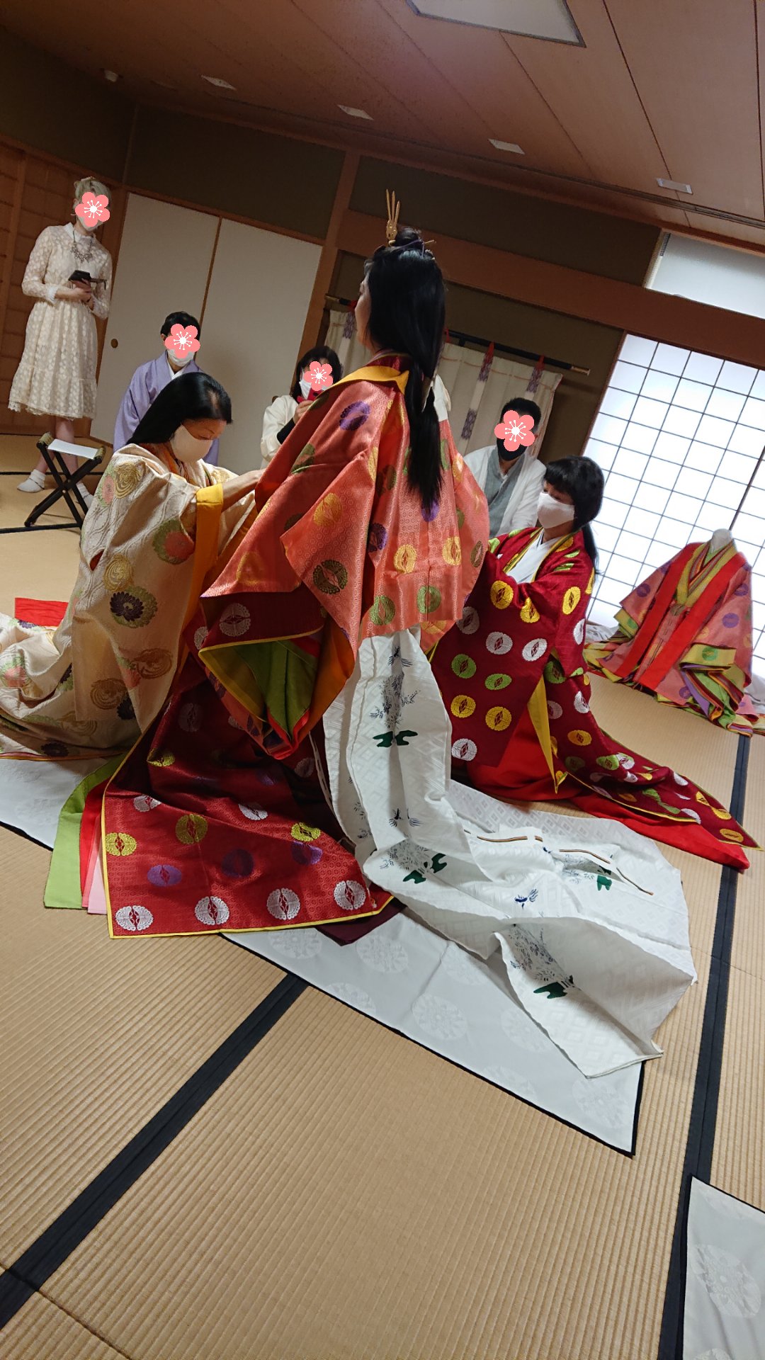 裳着方: 髪上げの儀式 – 裳附の紐の縫い方（付け方）【編集版】 – SYPVOZ