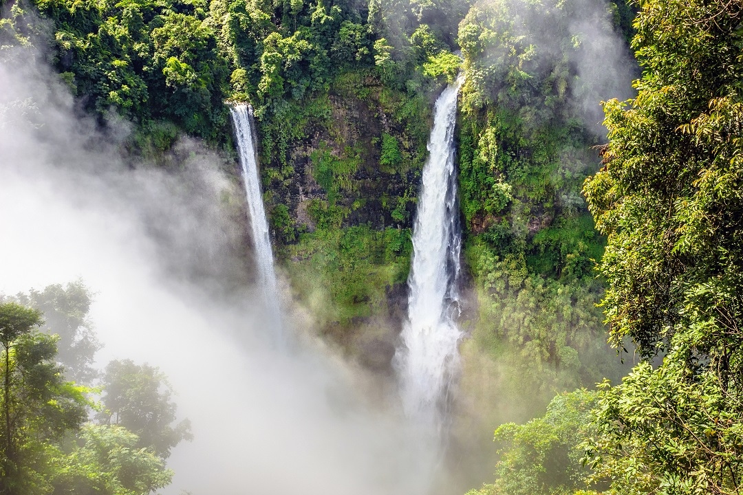 Asia_Talk's tweet photo. Laos still remains an enigma to many travellers. Discover the laidback allure of Laos with a small selection of videos from our Agent Hub, available in brilliant 4K and HD: https://t.co/I8kSa4ERwb

#DALaos https://t.co/4q755OCWq2