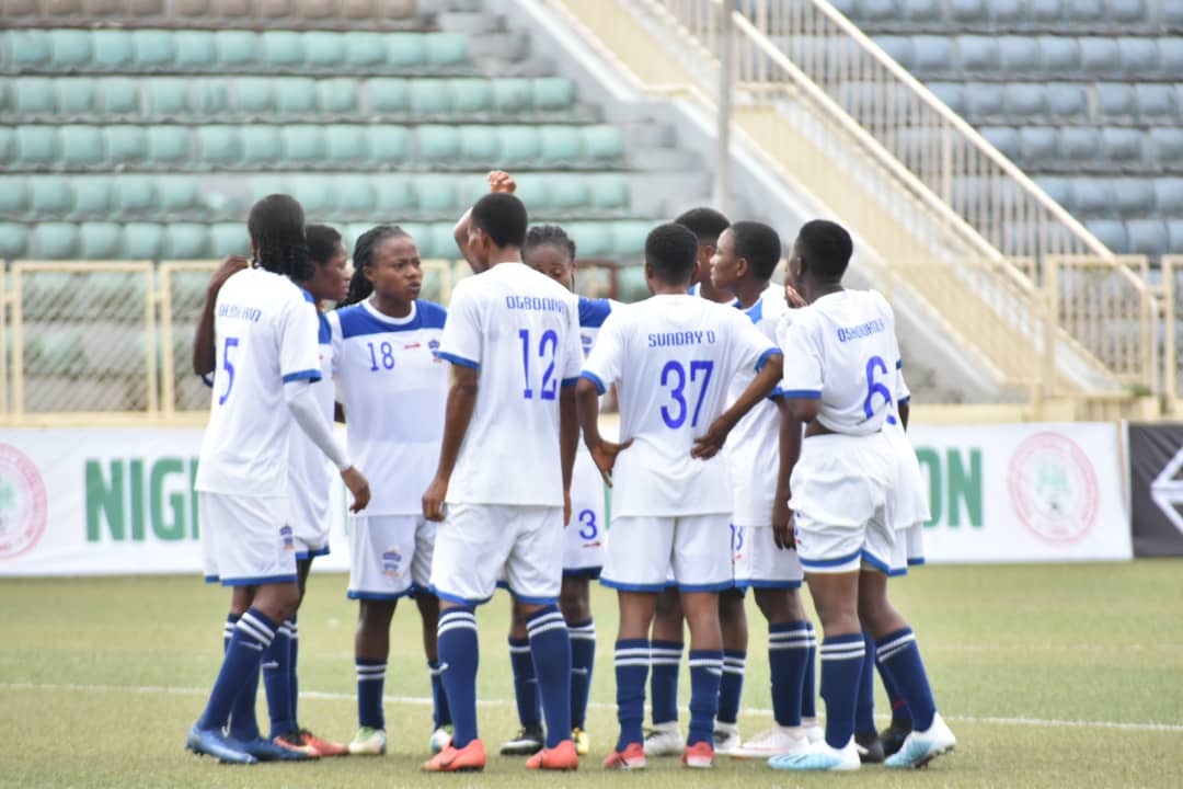 TheNWFL's tweet photo. NWFL Premiership Super 6π
|Sunshine Queens 2 Edo Queens 1
50" Suliat Abideen's effort was blown to the heavens, she intends curling the ball into a far angle of the net. Again Obindinma saves an effort from Yakubu Aminat.
#SUNEDO
#NWFLPremiershipSuper6 https://t.co/C9AGdjr89f