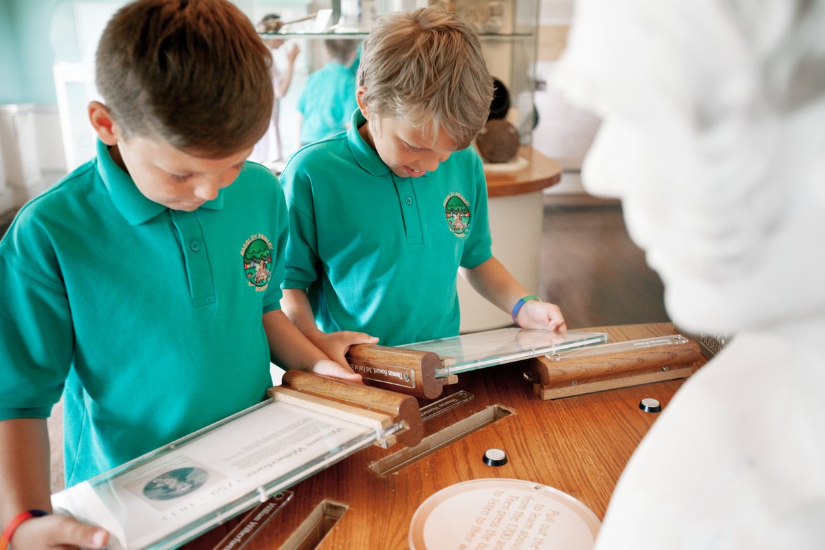 Roth_Mus_Learn's tweet image. DEADLINE 12 NOON THIS SUNDAY. Animator wanted to develop co-produced films with local Primary pupils for Rotherham Museums Arts &amp;amp; Heritage with @artfund support. Email victoria.dawes@rotherham.gov.uk for a brief. #animation #animationart #animationartists #animationartist