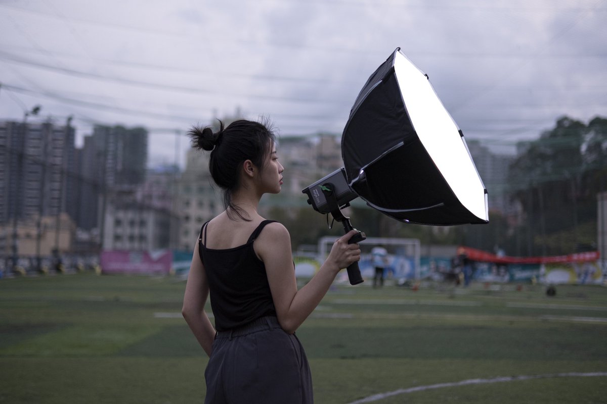 weeylite's tweet photo. Weeylite ninja 300,the best choice for handheld mobile lighting.
.
.
.
.
#weeylite #weeylitenewarrival #weeyliteninja300 #weeylitecoblight #stuidolighting #viltroxlight #viltrox #viltroxlighting #filmmaking #filmmakersfriday #supportindiefilm #fashionfilmmaker #filmmakerboost https://t.co/57KGomtHnj