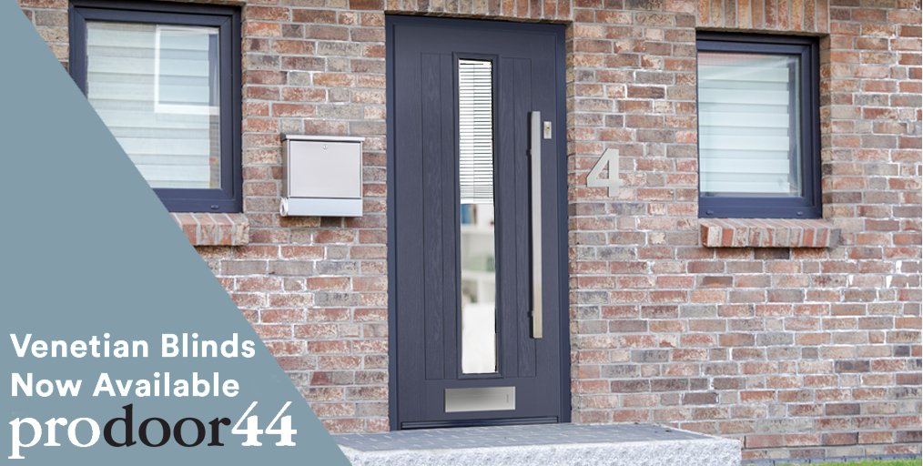 Privacy at your fingertips!

Perfect for customers who want the option of total privacy without obscure glass blocking out light during the day.

Venetian blinds are available across a range of door and sidelight designs at Prodoor44.