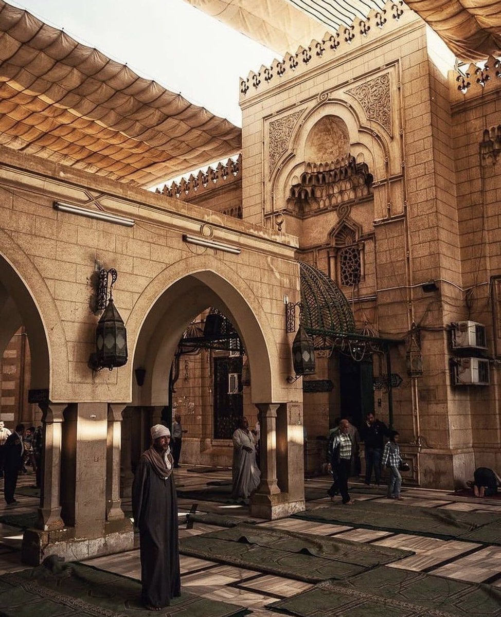 Assiko22's tweet photo. Old Cairo, Egypt. 🇪🇬 https://t.co/jZPXdlWROg