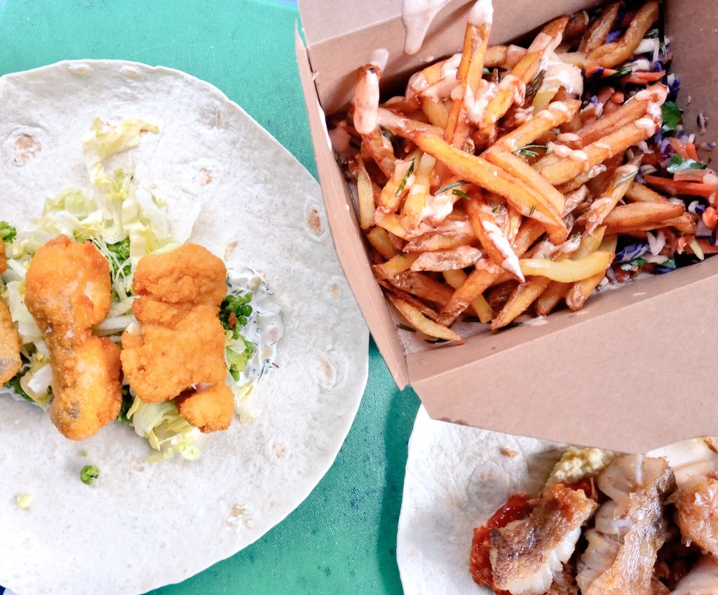 scoffpopup's tweet photo. If you're out and about this week and need some street food to fuel you, why not visit one of our pop-ups in #Clifton, #Melksham and #Portishead Marina. Here's the tasty line-up #Bristolfood #scoffpopup #localtraders #streetfooduk #takeawayfood #deliciousfood #freshfood https://t.co/GtypJ9dMga