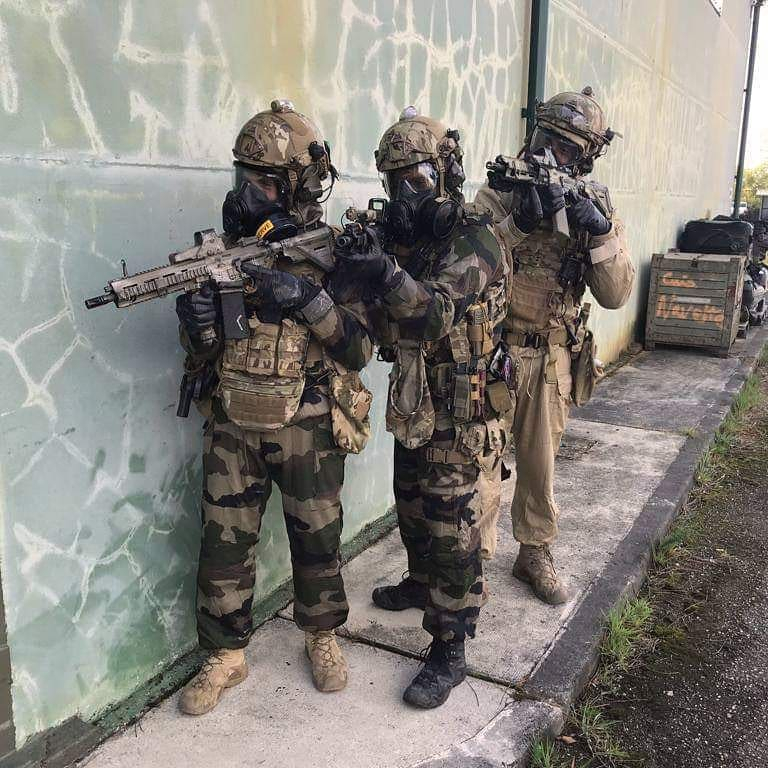 Warrior Assault Systems Drop Down Utility Pouch 💪

use code ↓↓↓↓↓
Save 10% on Warrior with the code WARRIOR10
Get one here ↓↓↓↓↓
l8r.it/IHw2

repost @forces_speciales_frs