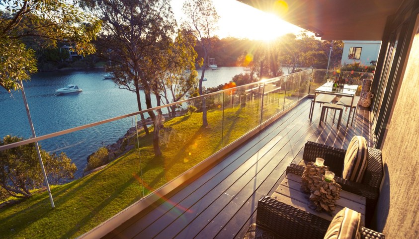 RoyalSarnia's tweet photo. Tip Tuesday! Decked Out: A Contractor’s 5 Tips for your Dream Summer Deck

https://t.co/0C4rj6F1Dq https://t.co/IphlZPOwUC