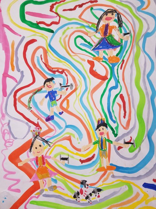 制作過程です✍️
影響受けた絵のタイトル「きんとれのまち」?️‍♀️✨
子供の発想て面白いですよね☺️
元の写真はモノクロなんですが、この絵を見てカラーで描きたくなって挑戦しました?
特徴的な髪にも色味を入れてバランス取ってみたけれど、もっとビビットでも良かったな〜 