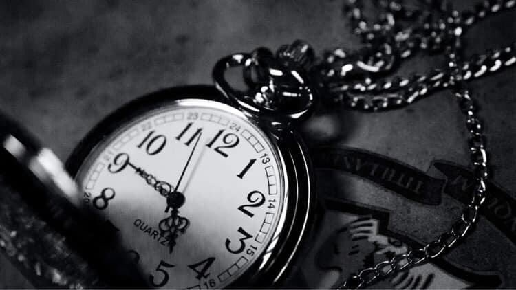 A_POP_'s tweet photo. It’s About Time 📖 🖊 🤓 

👇
https://t.co/R4o7CQZcEW

#Time #poetry #poetrycommunity 
@ShaneLongton https://t.co/rLcpYmuczx