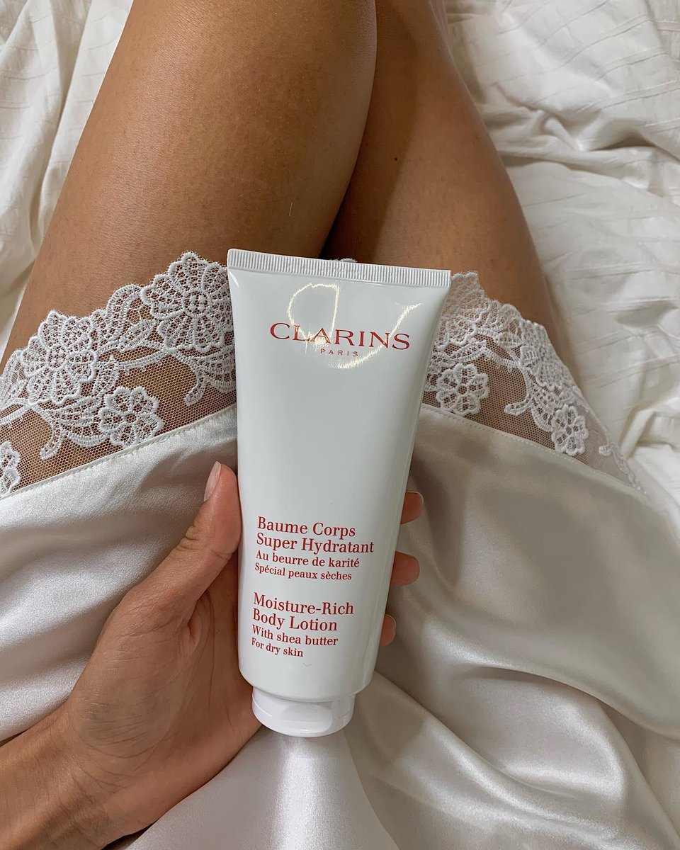 clarins_uk tweet media