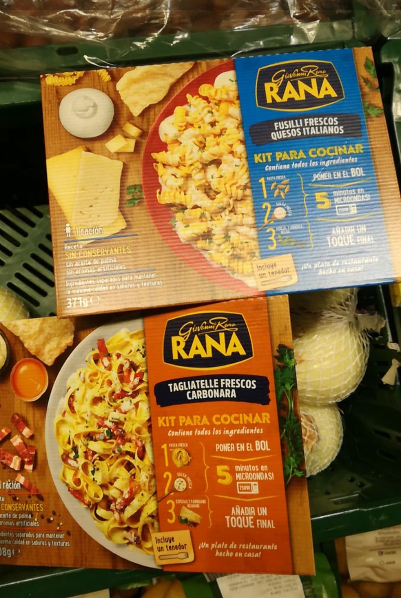 dalabo62's tweet photo. Aqui yo, dudando cual de las especialidades de #giovanniranaespaña que @KuvutES me ofrece elegir. No se , unos Tagliatelle Carbonara o Fusilli con queso? Dificil decision. @GiovanniRanaES https://t.co/STkHXOkgUE