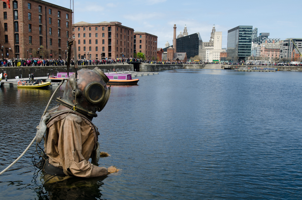 GiantSpectacle tweet picture