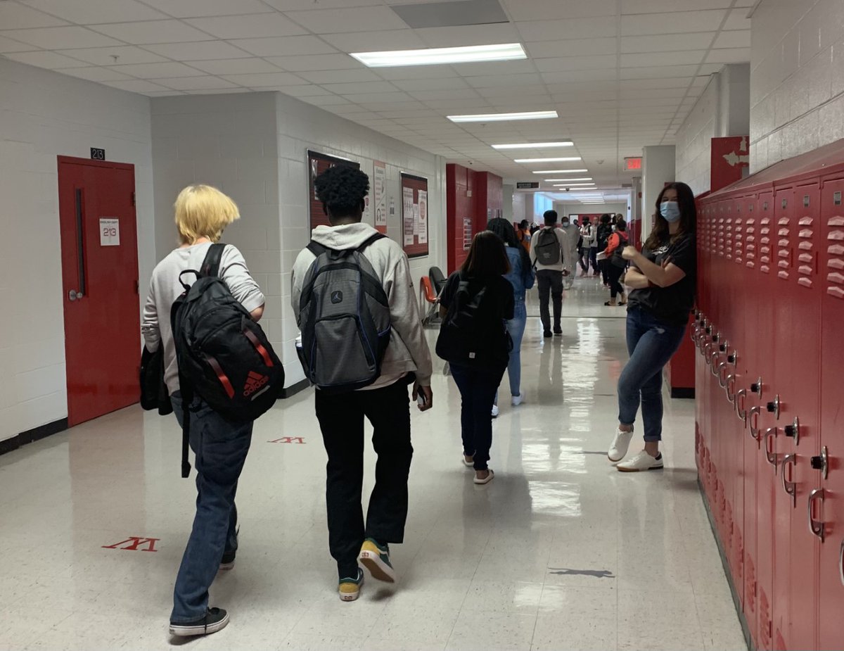 WaggITLaw's tweet photo. It really is a beautiful thing to see!  Hallways and classrooms look the best when learners occupy them! #whywaggener #WaggIT/Law @Waggener_JCPS @JCPSKY https://t.co/62kxxX37Hq