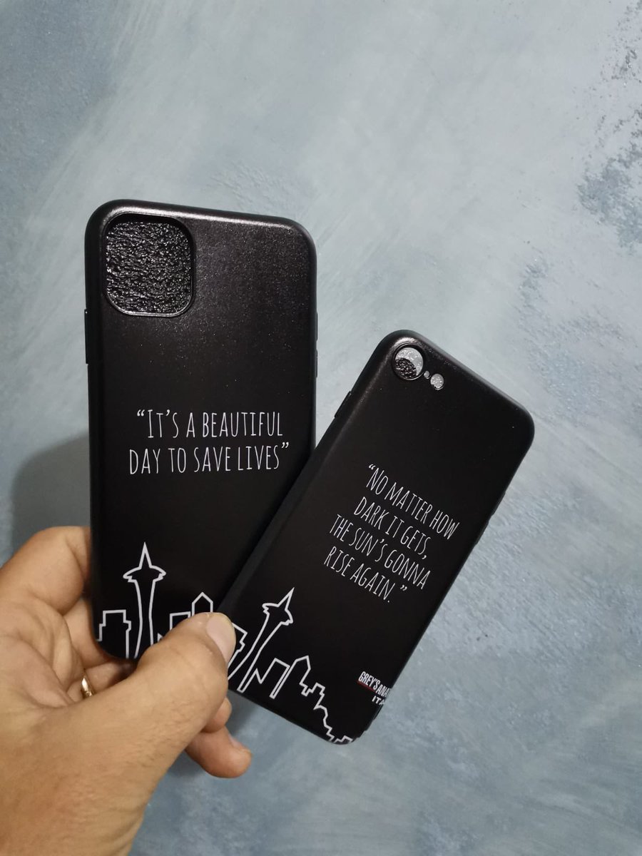 Greys_AnatomyIT's tweet photo. NUOVE COVER di Grey’s disponibili! 😍

La consegna GRATIS e VELOCE, le cover sono disponibili per tutti i modelli di cellulari. 

Vi lascio il link per l’acquisto: https://t.co/SI8jyXL9j2 

#GreysAnatomy #GreysAnatomyItalia https://t.co/G8xfym9qAB
