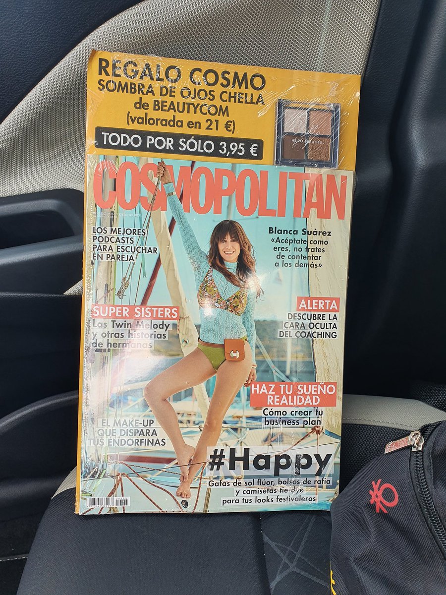 NellyReche's tweet photo. Lo subo ya xq cuando abra la revista seguro q infarto🤭🤣 gracias por tanto #CosmoMayo 🙌😎 @_albxreche para @Cosmopolitan_es simplemente Excelencia😌🔝🔥🎶 #FelizMartes https://t.co/eCAAnirNbh